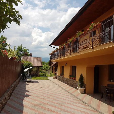 Casa Ovesia Villa Săcele Buitenkant foto